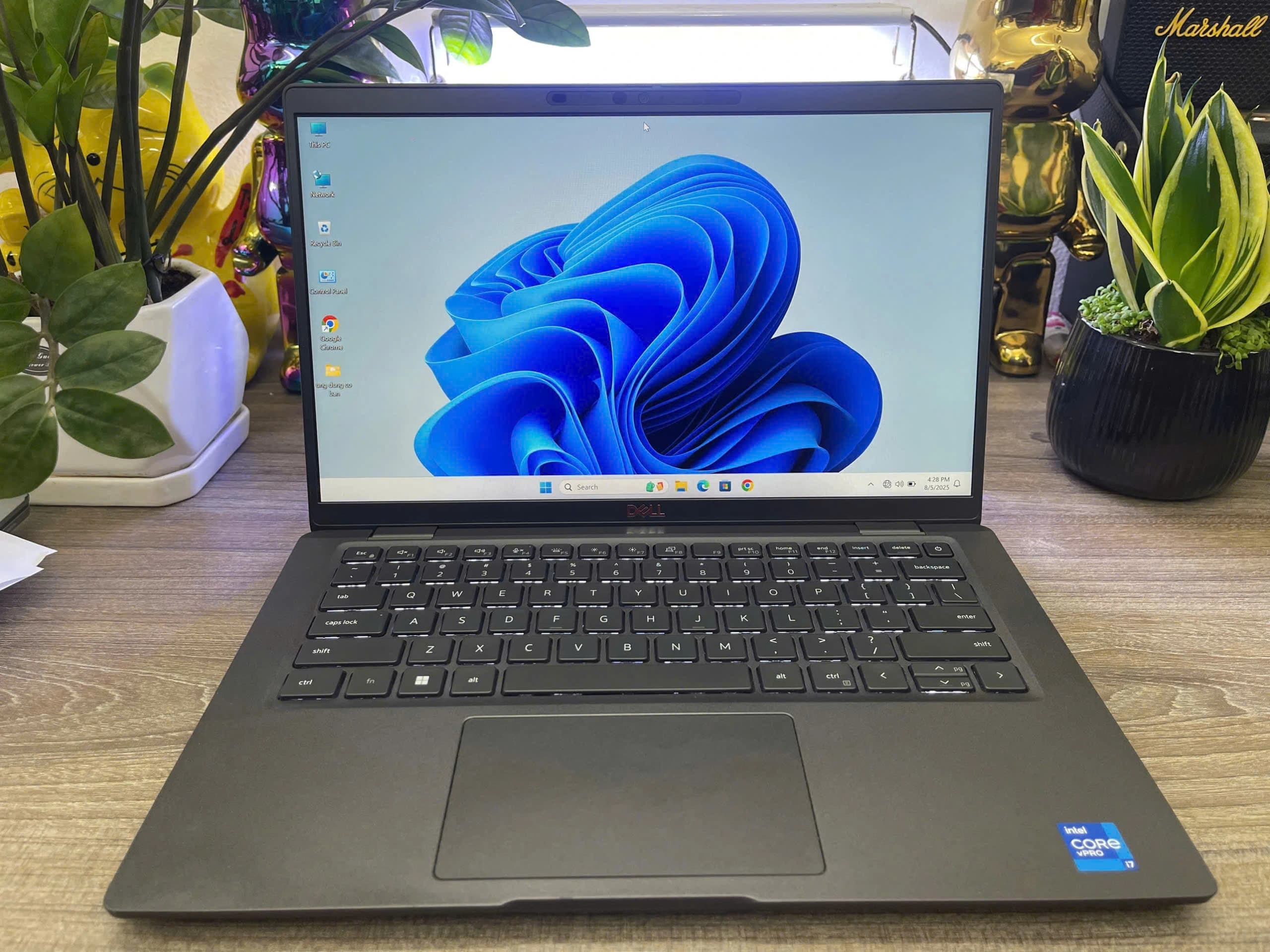 Dell Latitude 7420 - Thumbnail