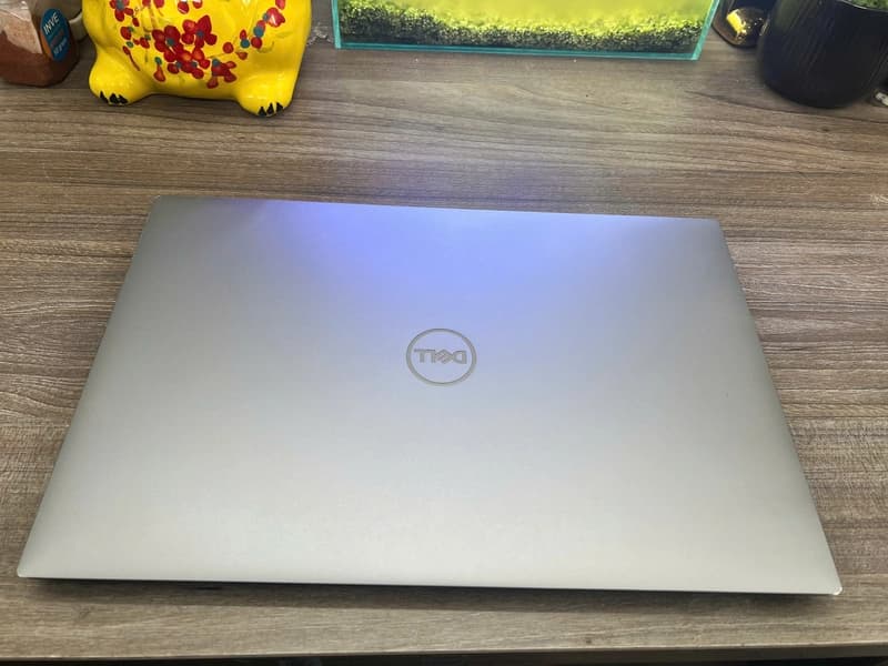 Dell Precision 5560 - ảnh 2