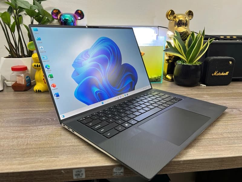 Dell XPS 9520 (Intel Core i5) - Thumbnail